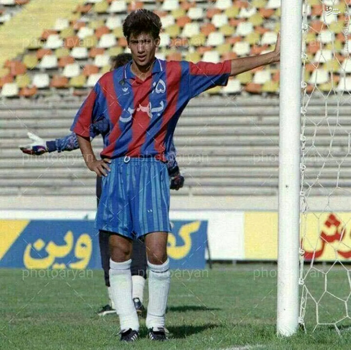 فرهاد مجیدی با شماره 15 بهمن؛ 24 سال قبل