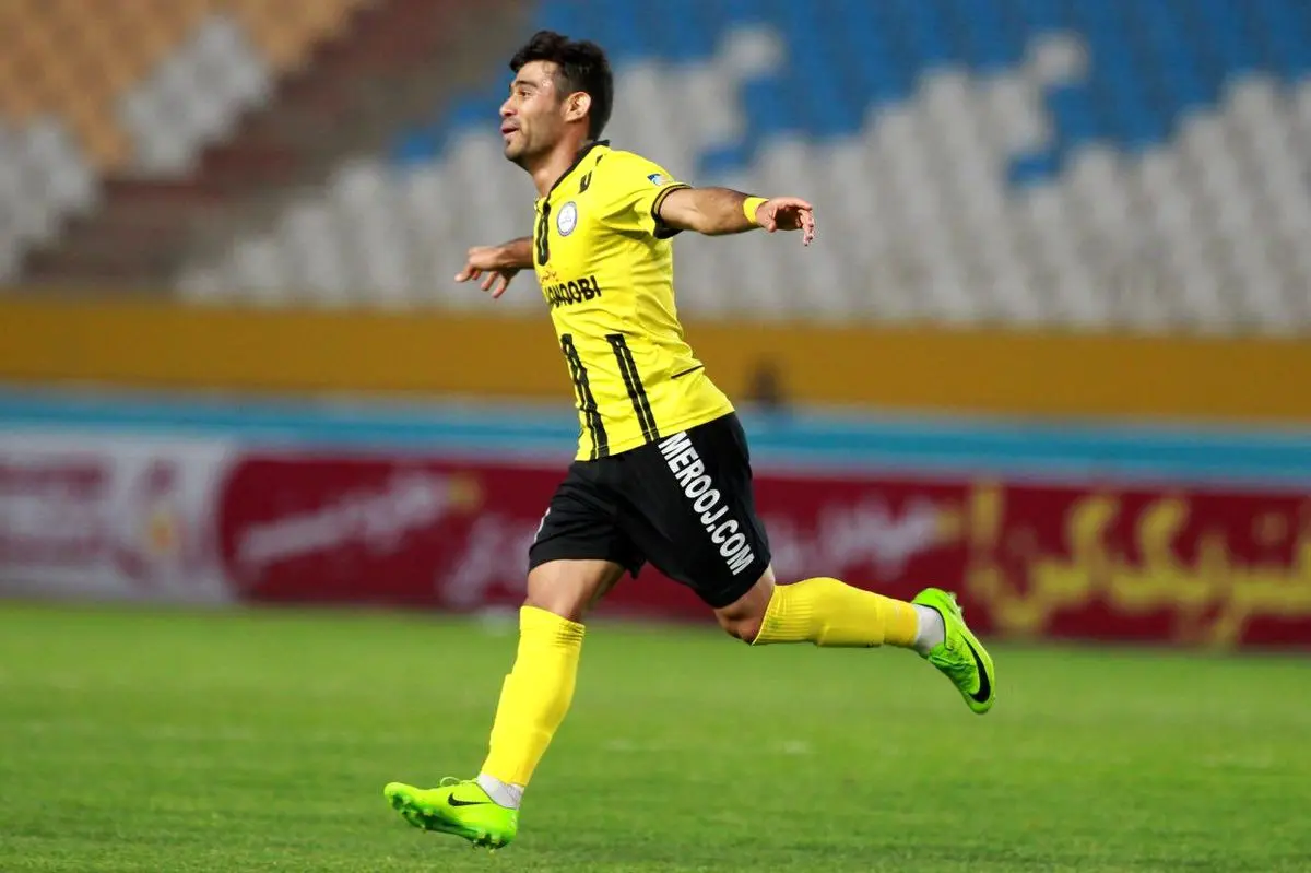 زبیدی: تاخیر در شروع لیگ به ما ضربه زد