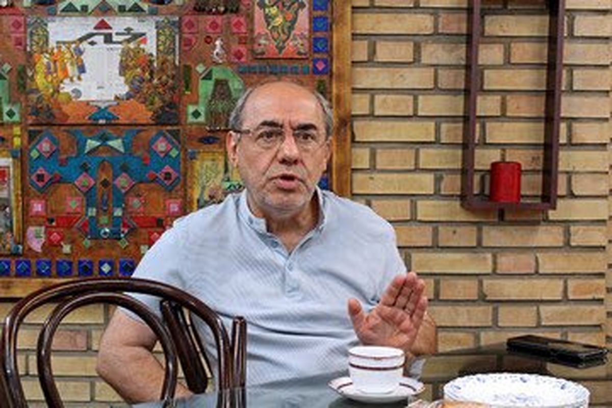 کمال تبریزی: ضرغامی و احمدینژاد مخالف اشغال سفارت آمریکا بودند