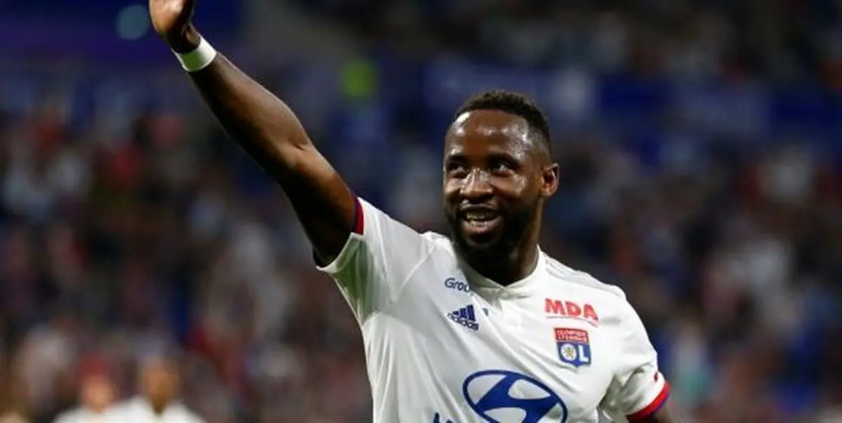 یوونتوس به دنبال جذب شکار مهاجم لیون