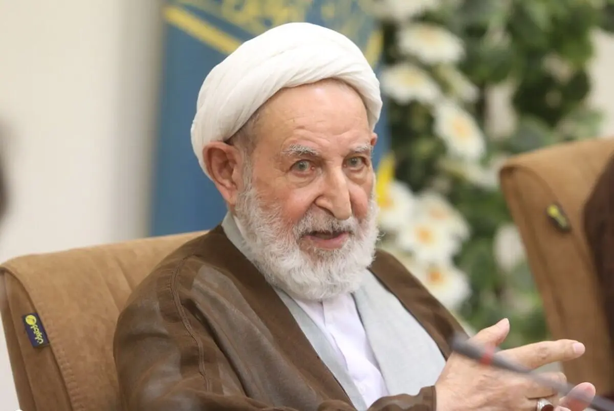 آیت الله یزدی: عادلانه نیست کسی که تا دیروز پژو هم نداشت اکنون زندگی آنچنانی داشته باشد / قبل از اعطای مسئولیت، افراد احراز هویت شوند