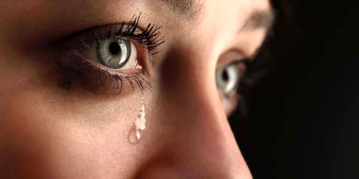 چرا پس از گریه کردن احساس بهتری داریم؟