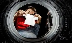 روش‌های جلوگیری از کوچک شدن و آب رفتن لباس