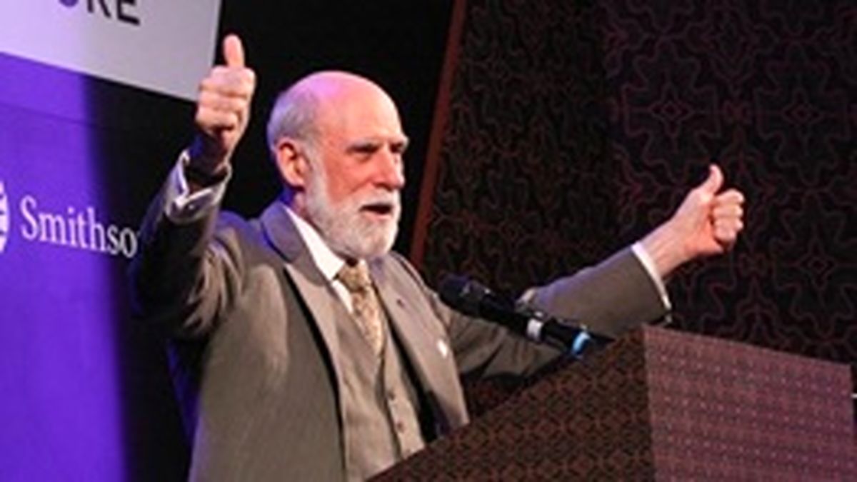 هشدار پدر اینترنت به تأثیر منفی سیاستهای ترامپ بر آینده اینترنت