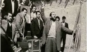 «در تهران بودیم ولی خانه مصدق نرفتیم...خانه‌اش در دعوای بین مردم و سرهنگ ممتاز داغون شد»