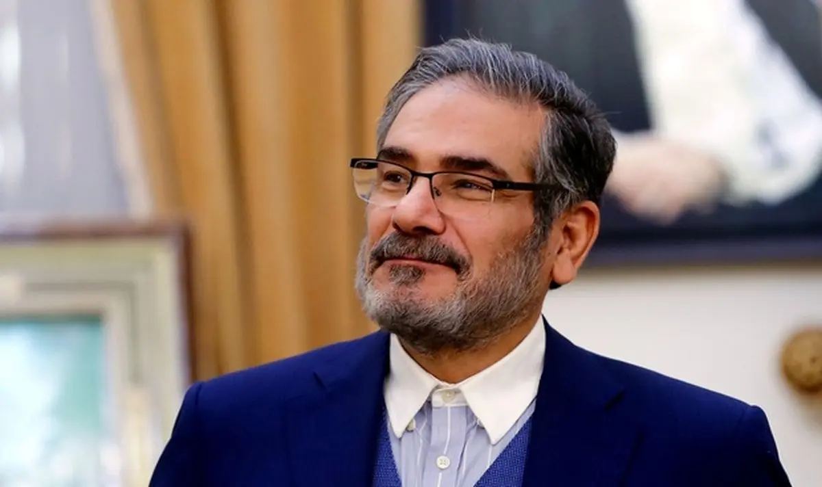 شمخانی: در خیابان‌های تهران قدم بزنید؛ خواهید دید که مردم ما چقدر بانشاط هستند/ امضای برجام اقدام اشتباهی بود