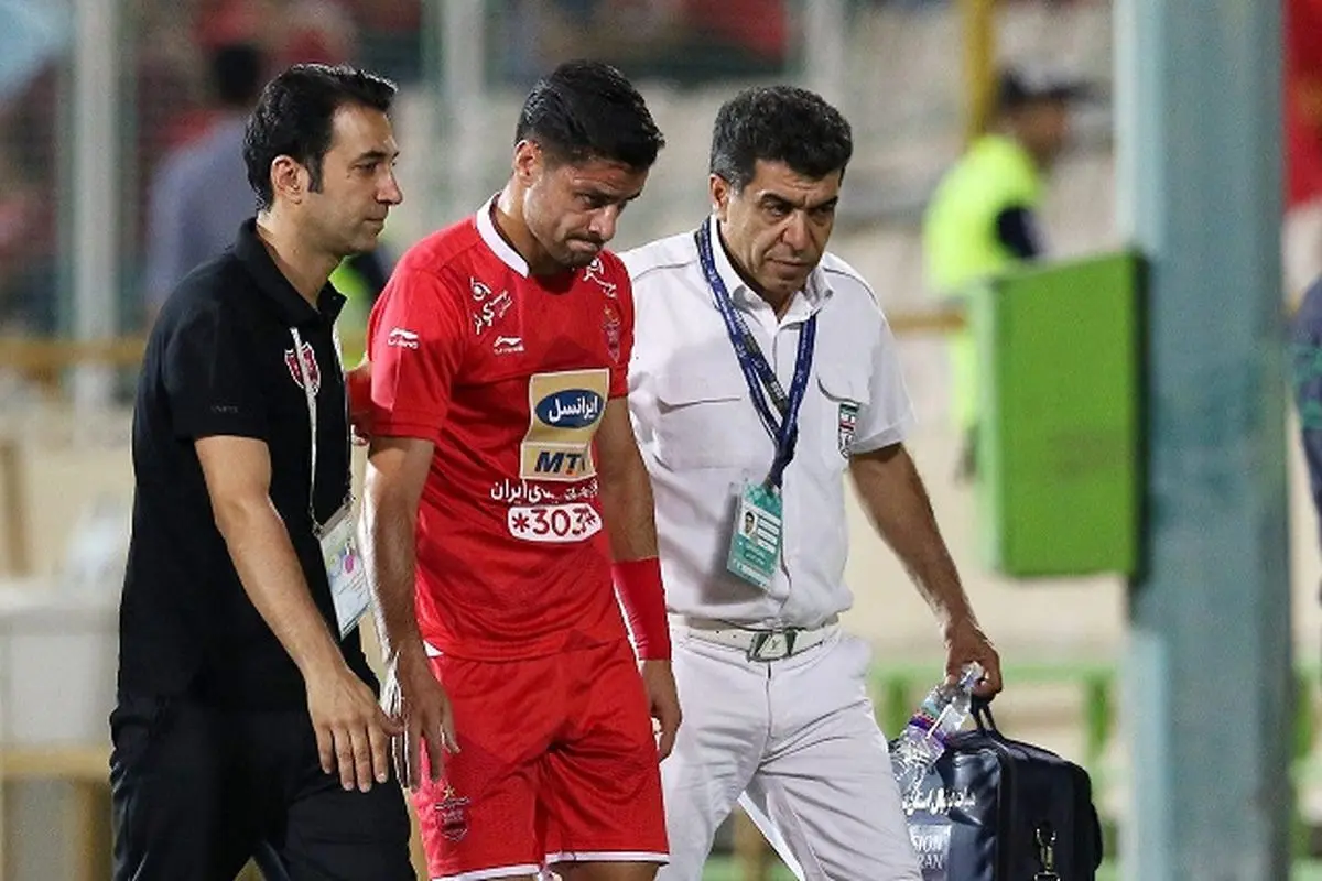 کامیابی نیا زیر تیغ جراحی رفت