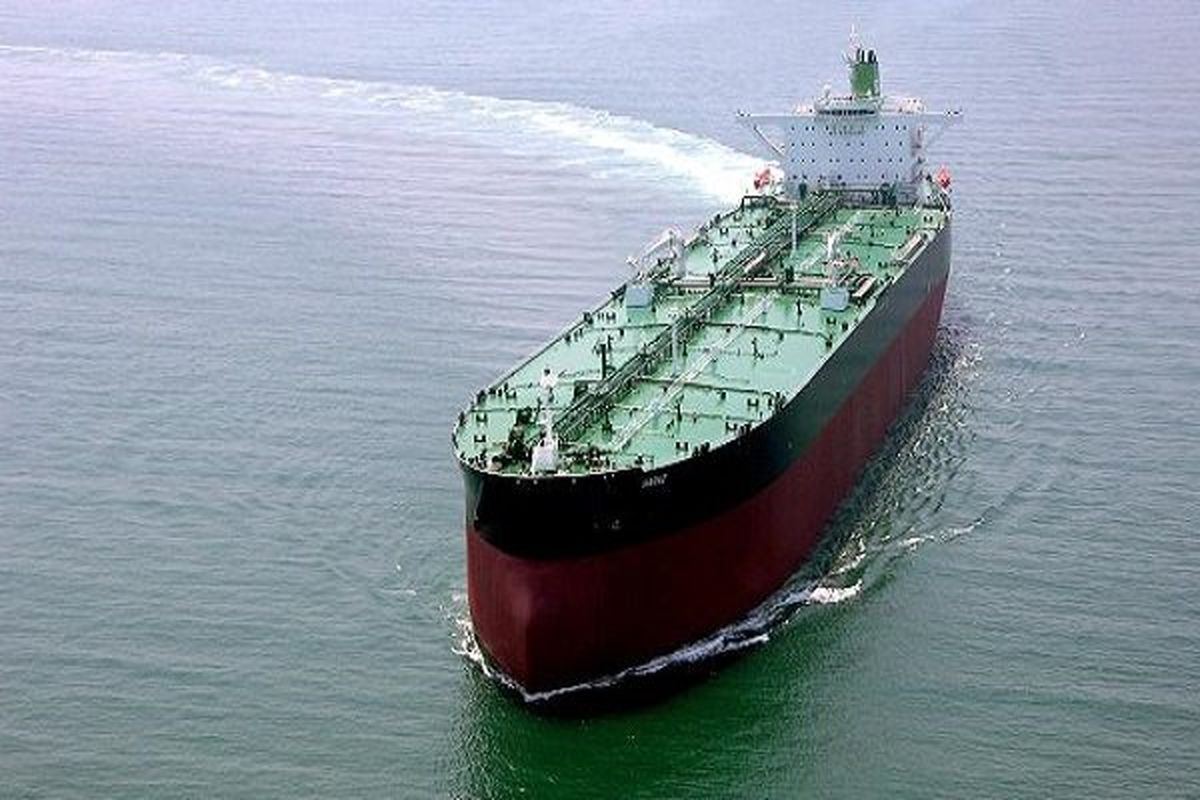 نفتکش ایرانی در دریای سرخ دچار نقص فنی شد/ کارکنان کشتی در وضعیت ایمن به سر می‌برند