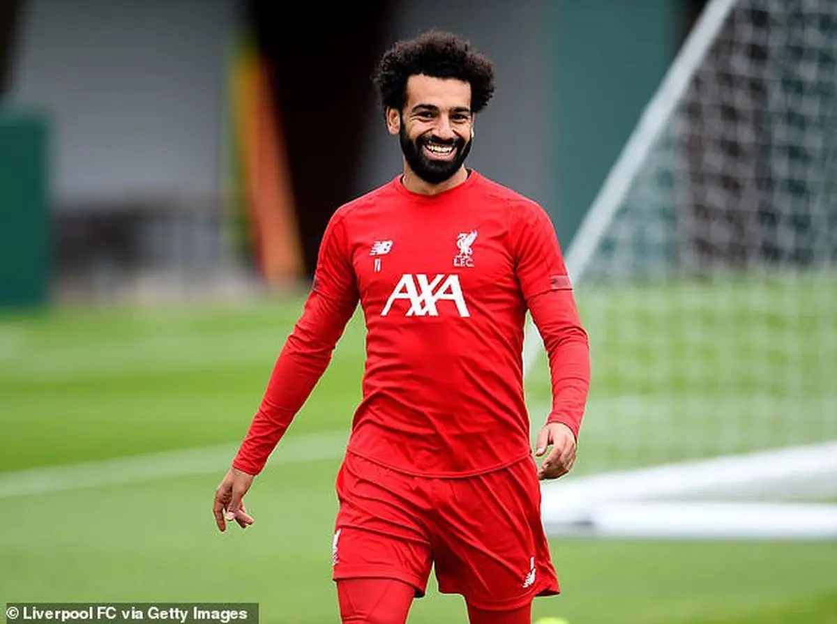 صلاح تکذیب کرد: در لیورپول می‌مانم