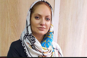 مهناز افشار: به خاطر پدر و مادرم به ایران برمی‌گردم