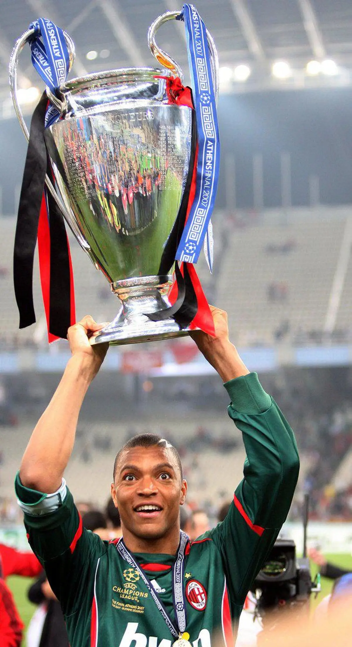 میلان اعلام کرد؛ بازگشت دیدا به سن سیرو