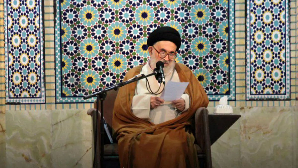 درخواست یک مرجع تقلید برای رفع حصر موسوی، کروبی و رهنورد