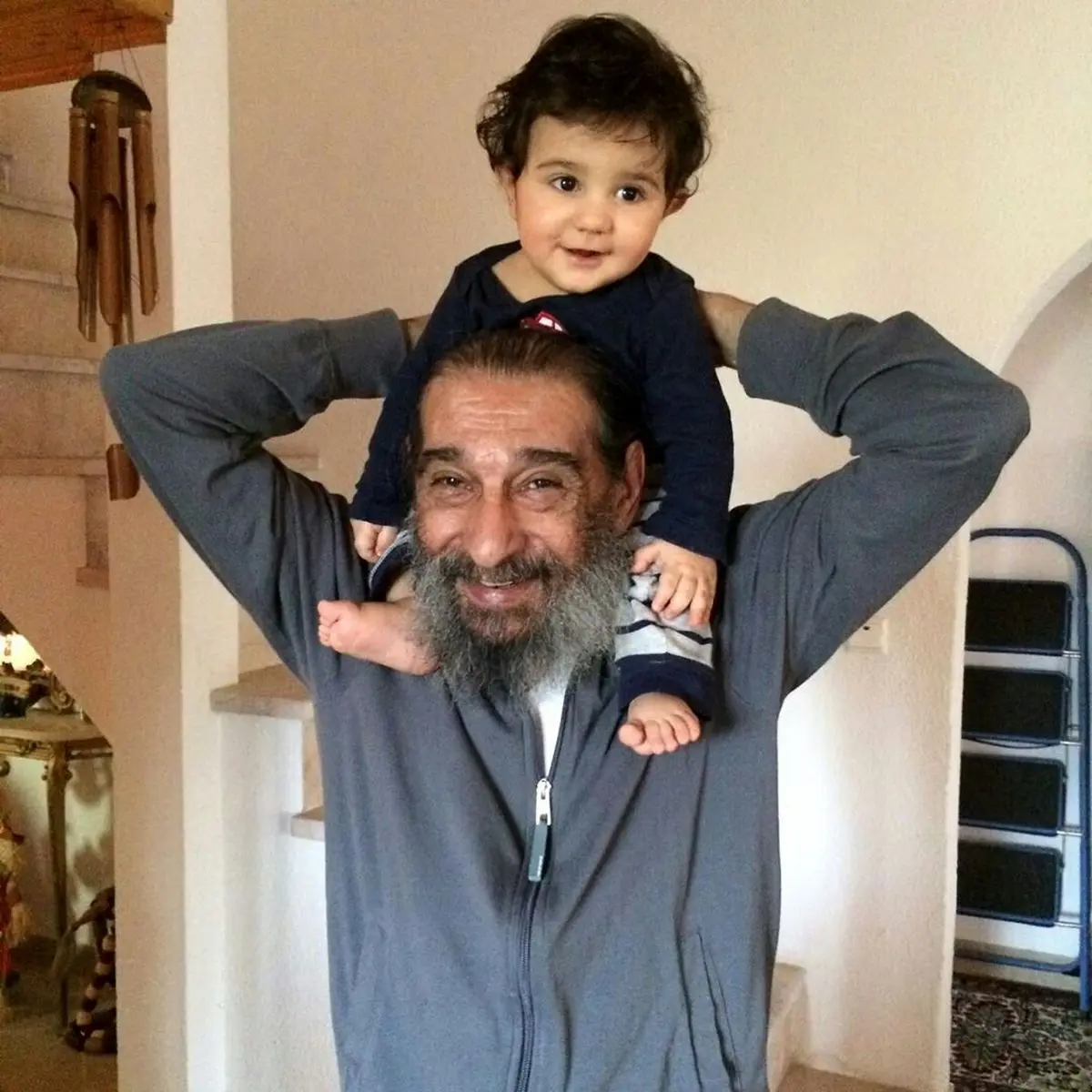 پست اینستاگرامی برزو ارجمند به مناسبت زادروز پدرش