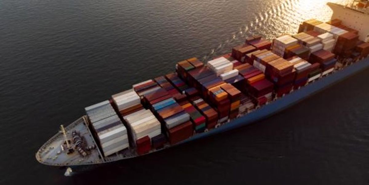 سوءاستفاده شرکت‌های کشتی‌رانی از محدودیت‌ها برای افزایش 50 برابری قیمت‌ حمل بار+سند