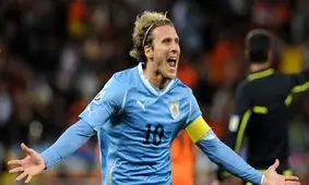 دیگو فورلان از دنیای فوتبال خدافظی کرد