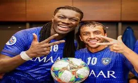 گومیس توپ بازی را به خانه برد