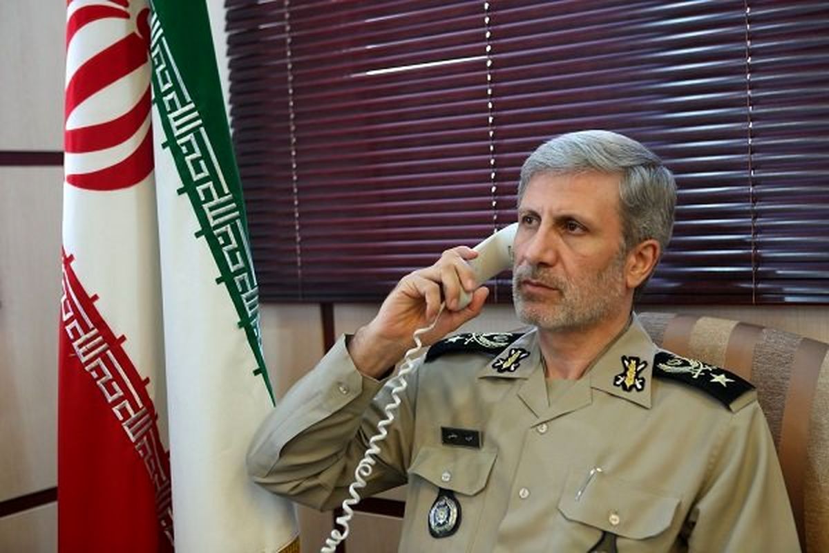 وزیر دفاع: امنیت منطقه فصل مشترک ایران و سایر همسایگان در خلیجفارس است/ منطقه نباید جولانگاه حضور بیگانگان شود