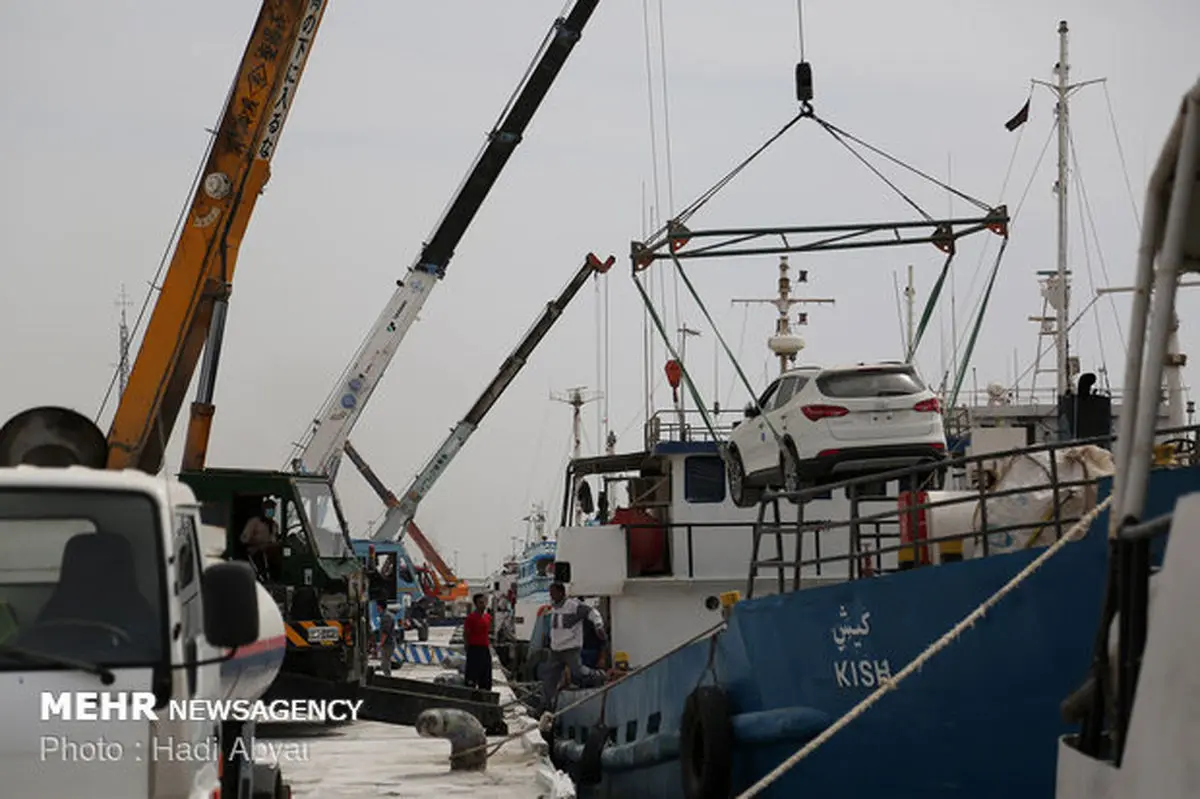  خودروهای خارجی از بندر خرمشهر ترخیص می‌شوند