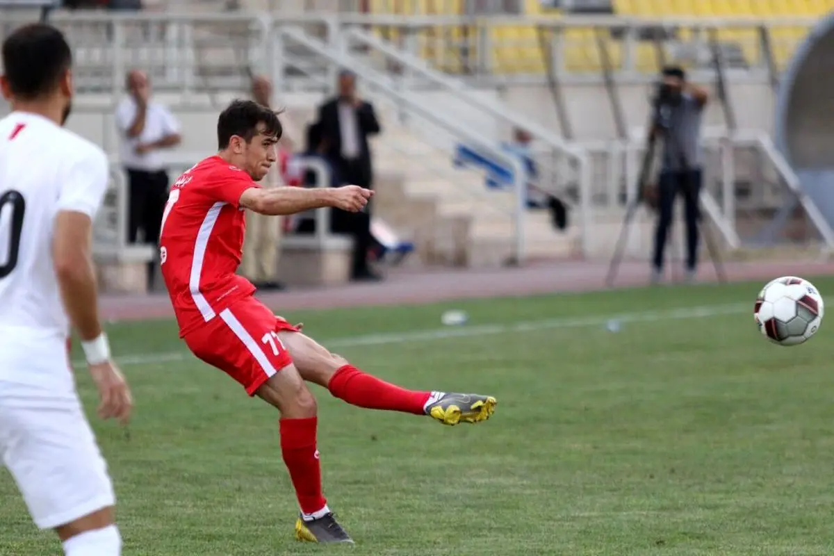 فرشاد و تجربه پست جدید در پرسپولیس