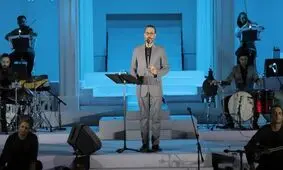 تصاویری از محمدحسین مهدویان، بهاره کیان‌افشار و سروش صحت در کنسرت علیرضا قربانی