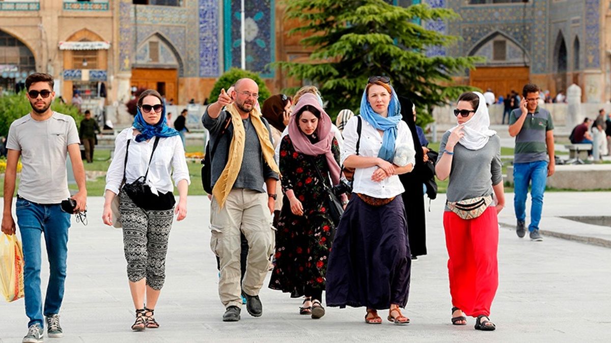 نگاهی به تعداد گردشگران خارجی وارد شده به کشور