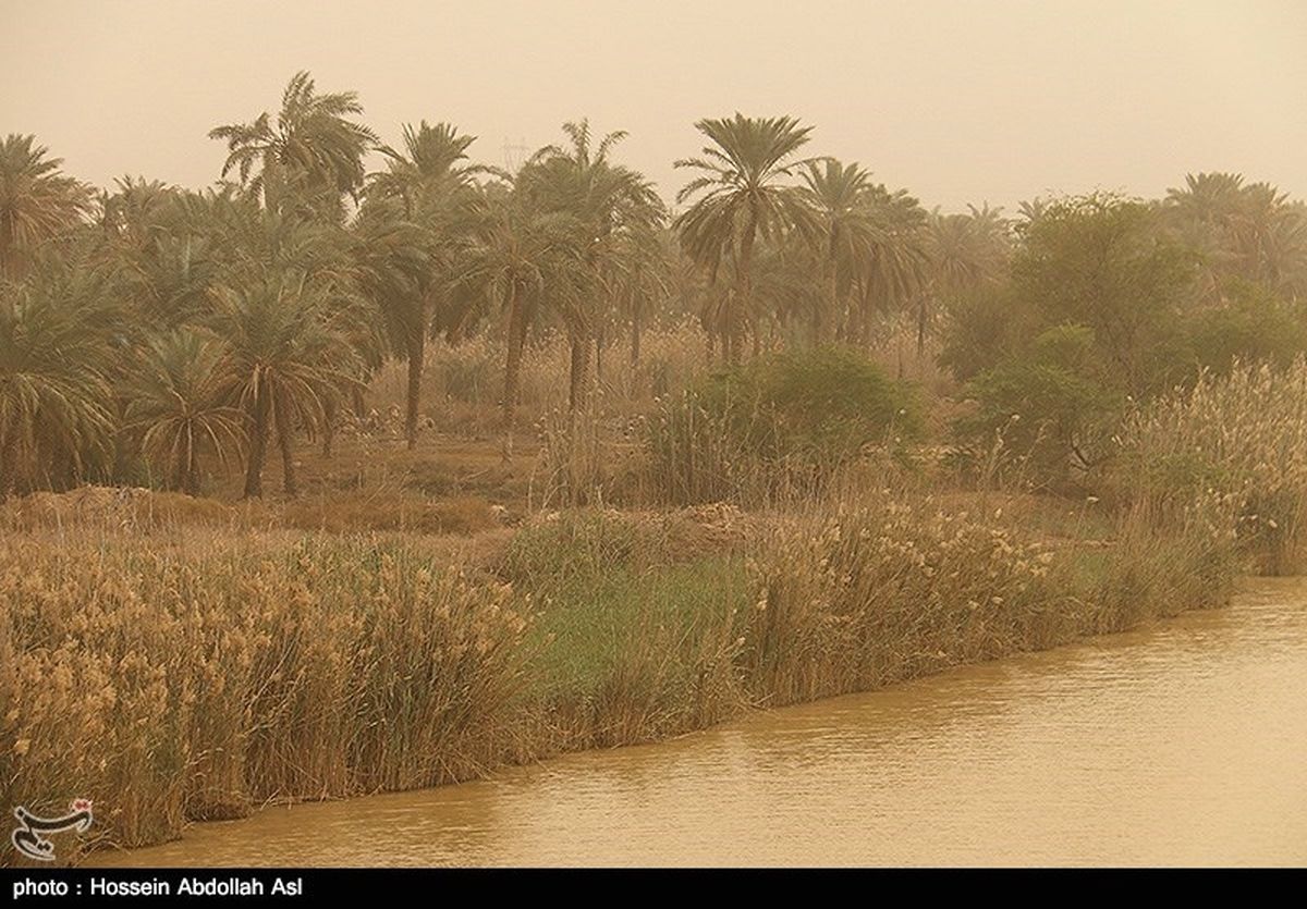 گرد و خاک محلی خوزستان را دربر می‌گیرد