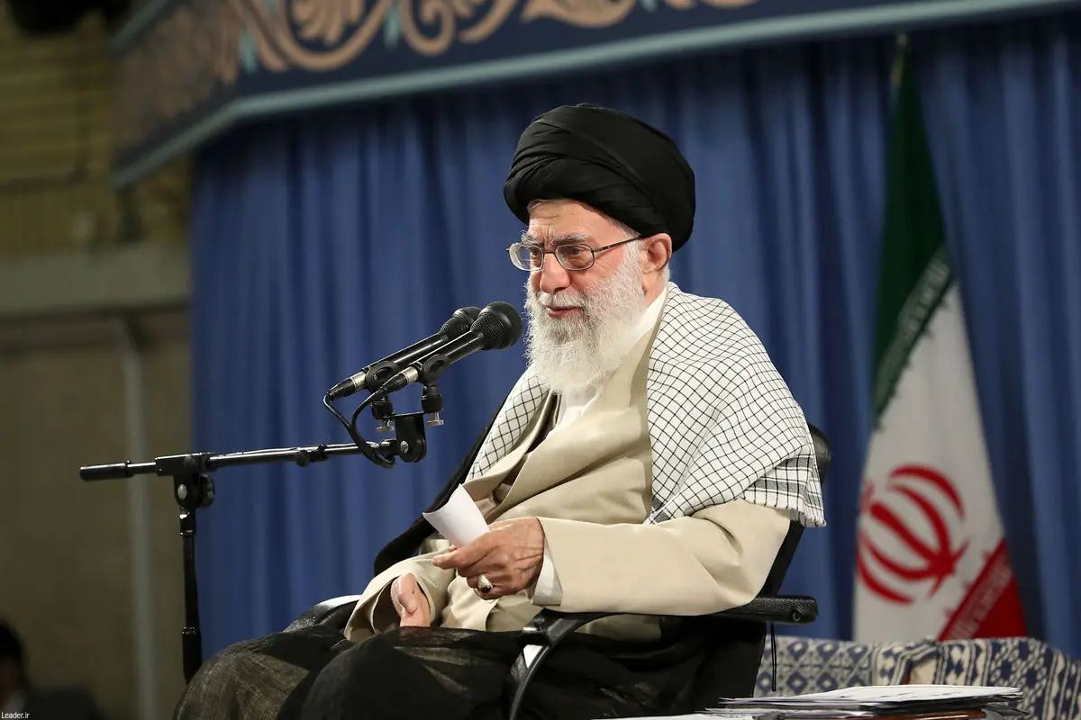 رهبر انقلاب: معامله قرن با همت جبهه مقاومت محکوم به شکست است