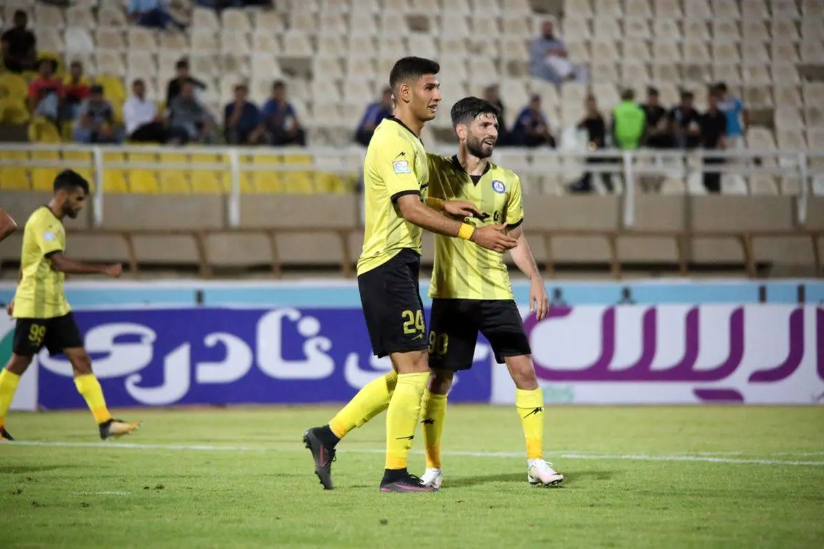 نفت مسجدسلیمان سخت‌ترین قرعه لیگ را دارد