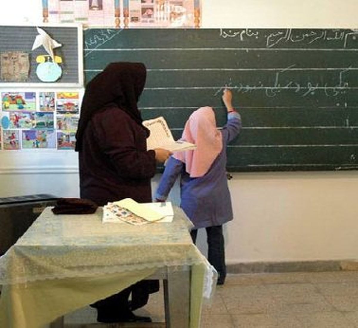 استخدام ۱۳ هزار معلم حقالتدریس تا اول مهر