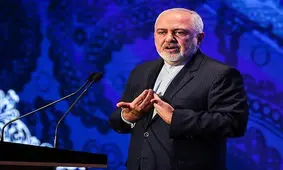 ظریف: می‌گویند چرا جواب توهین‌ها و دروغ‌ها را نمی‌دهی؟ وظیفه من دفاع از کشورمان است نه خودم / تفکر ریگانی در آمریکا حاکم شده / سیاست آمریکا در قبال ایران، چین و روسیه از یک جنس است؛ از یکی نگرانی اقتصادی دارد، از یکی نظامی و دیگری ایدئولوژیک / از ۱۵۰۰ درخ