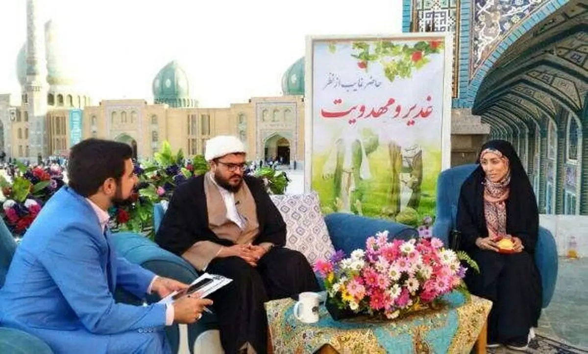 بانوی قهرمان ورامینی مدال جهانی خود را به مسجد جمکران اهدا کرد