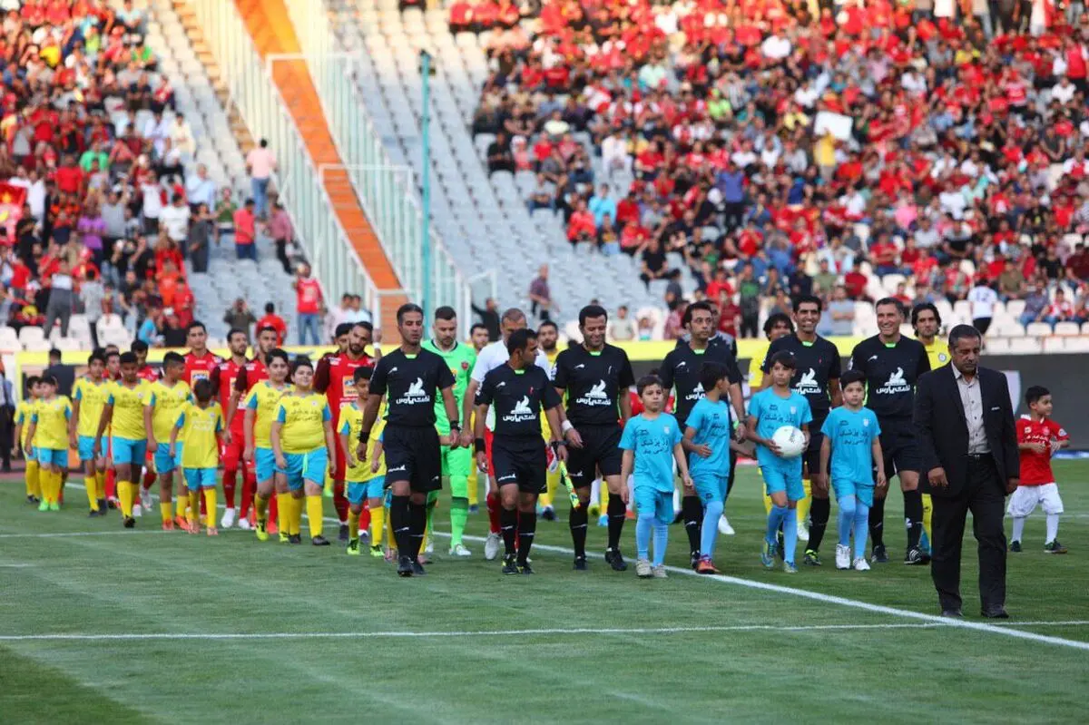 گزارش تصویری نیمه اول دیدار پرسپولیس تهران - پارس‌جنوبی جم