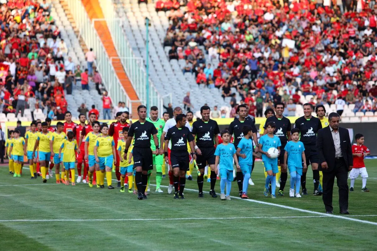 گزارش تصویری نیمه اول دیدار پرسپولیس تهران - پارس‌جنوبی جم