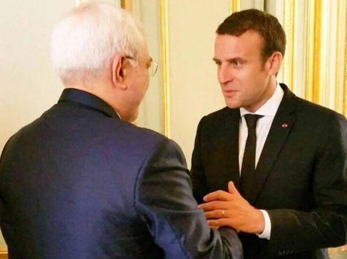 مذاکره ظریف با مکرون؟ باید پیشنهادهای فرانسه را دریافت و روی آن بحث کنیم / دلیلی وجود ندارد ایران خود را در انزوا قرار دهد