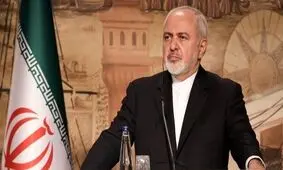 ظریف: گفت و گو با مکرون سازنده بود / بحثی که داشتیم در ادامه تماس های تلفنی روسای جمهور ایران و فرانسه بود / فرانسه پیشنهادهایی را ارائه کرده بود؛ ما هم پیشنهادهایی ارائه کردیم