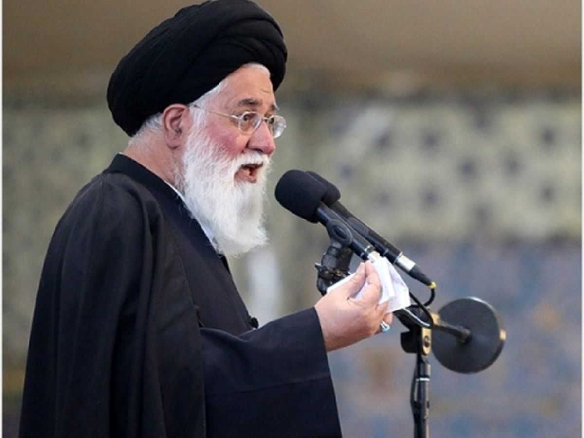آیتالله علمالهدی: دشمن با تهاجم فرهنگی میخواهد سفره دین را از زیر پای مردم بکشد / با ولنگاری فرهنگی در مشهد مخالفیم
