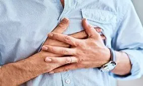 علت درد و سوزش قفسه سینه چیست و این درد چه زمان خطرناک است؟