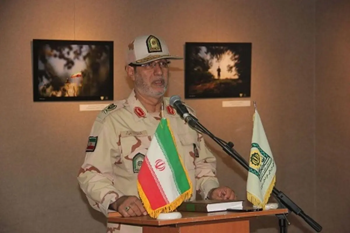 نمایشگاه عکس نگاه بانان خورشید افتتاح شد
