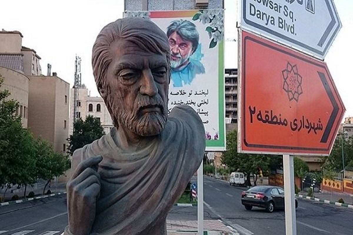 سردیس قیصر امینپور سرقت شد