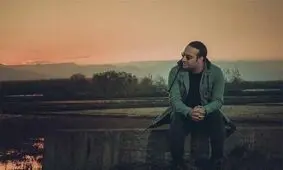 عاشق سگ هستم و بیزار از سگ‌کشی / دردسرهای مجوز برای ویدئوکلیپ "پرپر" / نباید به زندگی خصوصی هنرمند همیشه سرک کشید