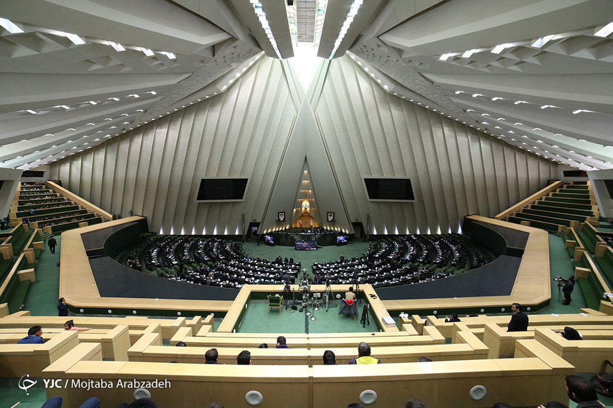 مدعیان داشتن نمایندگی از سوی شخص دیگر به جزای نقدی درجه ۳ محکوم می‌شوند