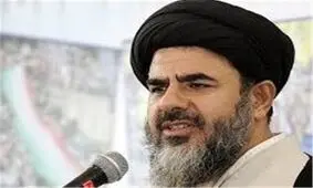 رهبر انقلاب با حضور در مناطق عملیاتی مانع از فراموشی ارزش‌های دفاع‌مقدس شدند