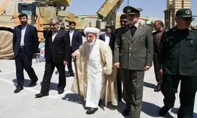 بازدید آیت‌الله جنتی از سامانه موشکی باور ۳۷۳/ به کوری چشم دشمنان فعالیت موشکی را با سرعت بیشتر ادامه می‌دهیم