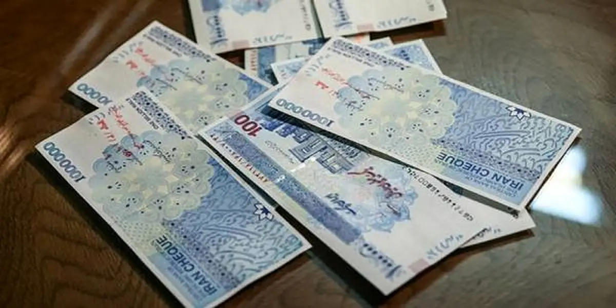 یک نماینده مجلس چقدر حقوق می‌گیرد؟ +جدول