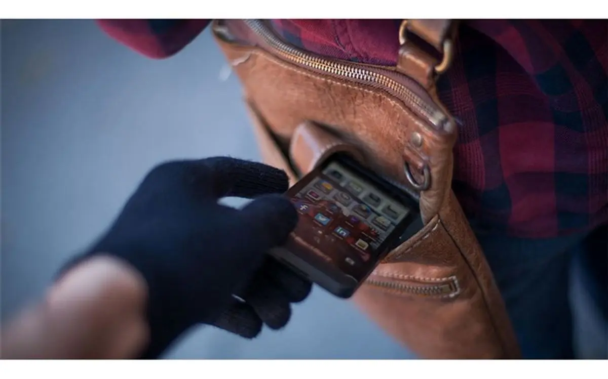 پوشش لباس زنانه برای سرقت