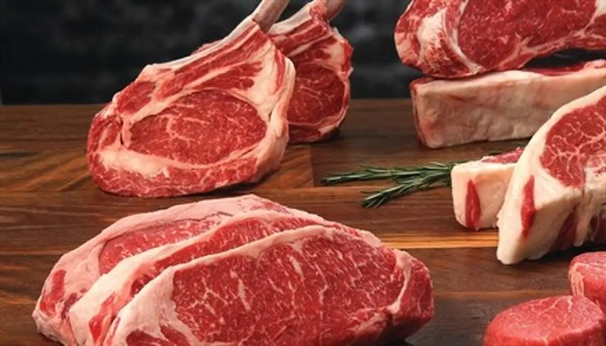 گوش‌بری دلال‌ها در بازار گوشت
