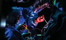 20 دقیقه دلهره آور از جراحی مغز بدون بیهوشی در مشهد