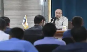قالیباف: هر هفته‌ احمدی‌نژاد را در جلسه مجمع می‌بینم/ اجزای نظام باید کارآمد شوند
