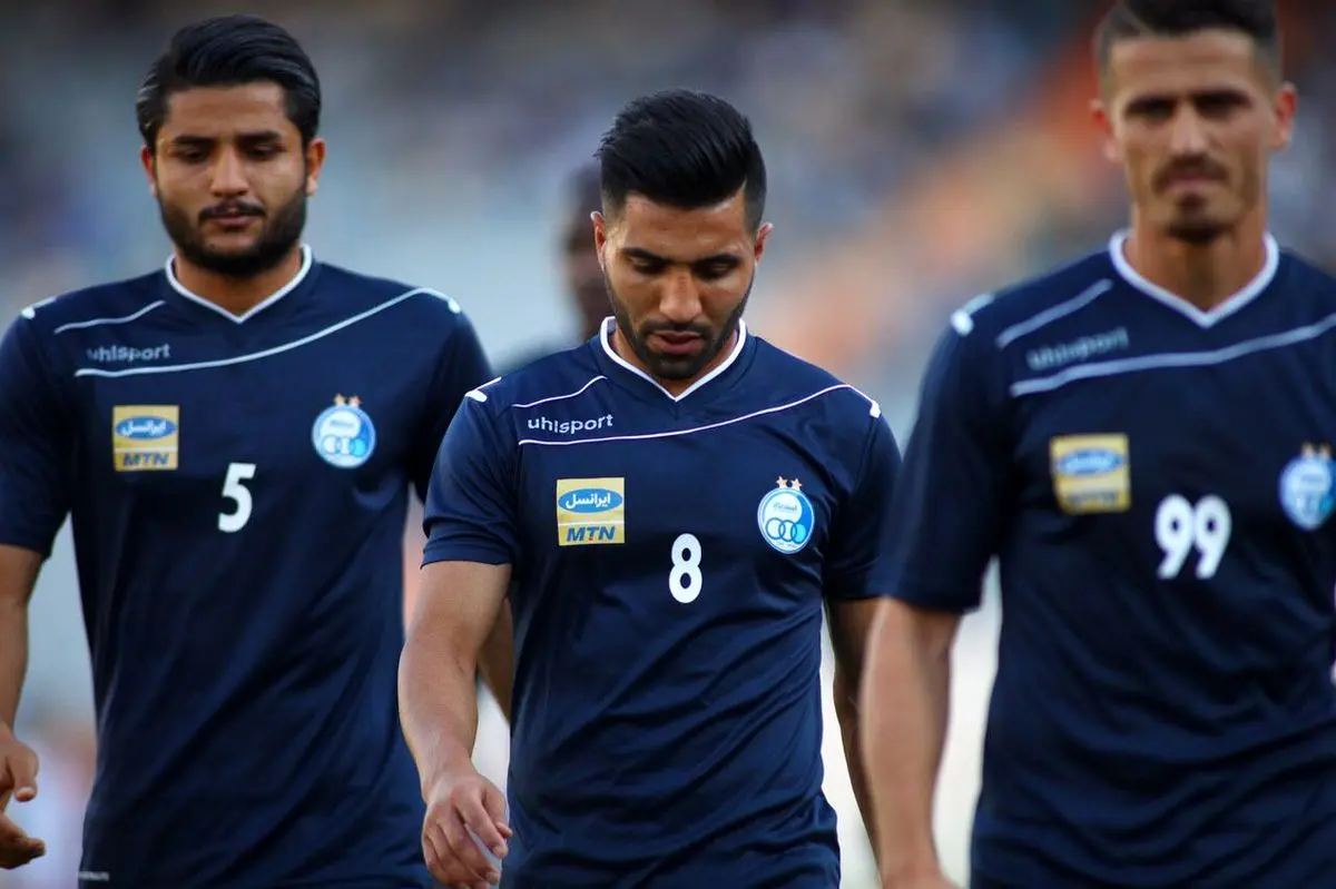 گزارش تصویری گرم کردن بازیکنان دو تیم استقلال تهران - فولاد خوزستان