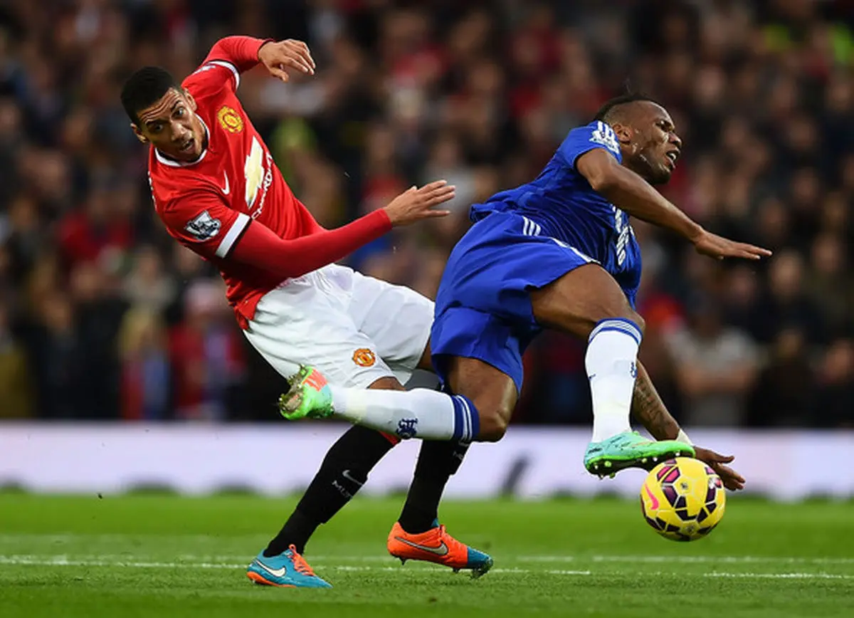 مدافع منچستر در آستانه انتقال غیرمنتظره به سری آ